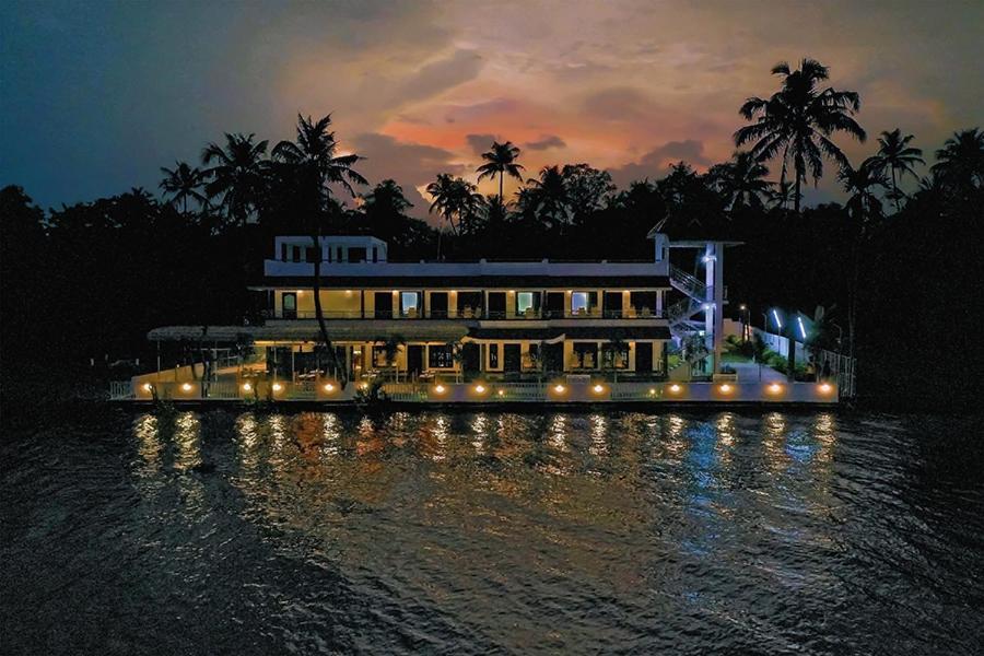 Vembanad Village Backwater Resort Alappuzha Zewnętrze zdjęcie